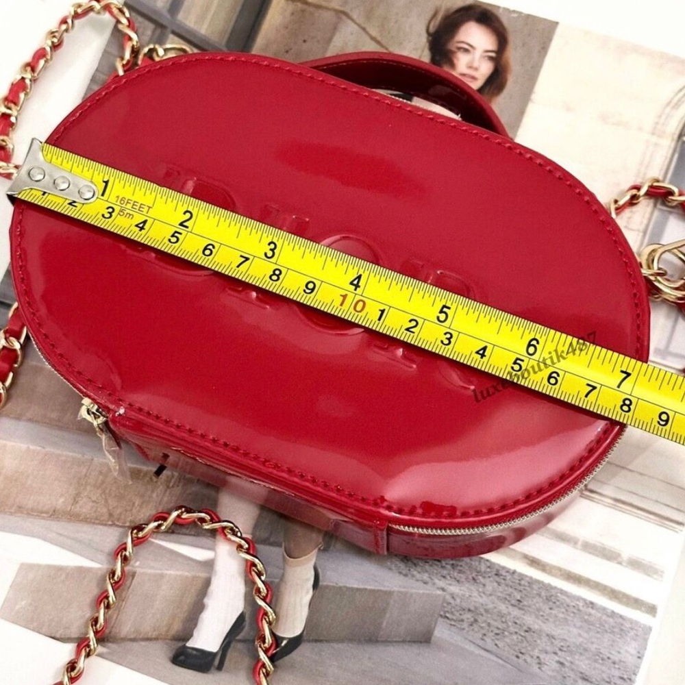 Dior Red and Gold makeup bag - Picture 4 of 6